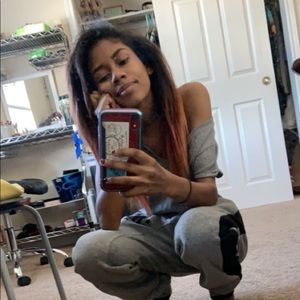 Meet your Posher, Ari